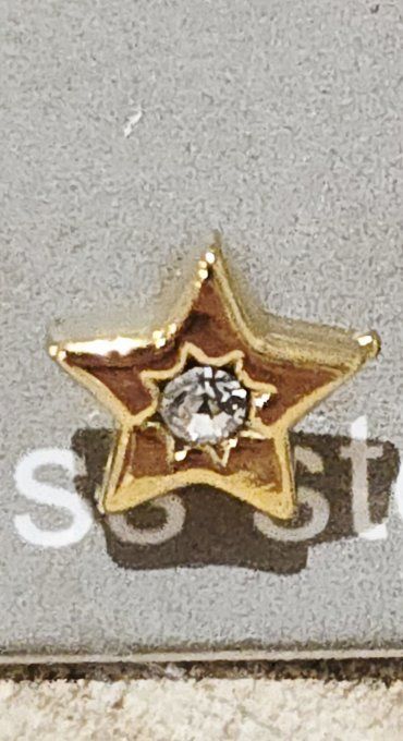 CLOUS A VIS A L'UNITE