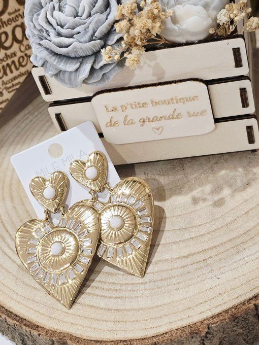 BOUCLES D'OREILLES