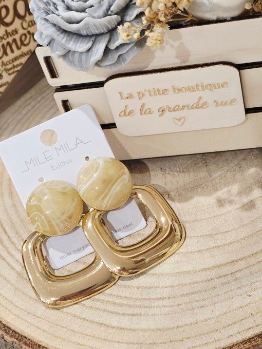 BOUCLES D'OREILLES