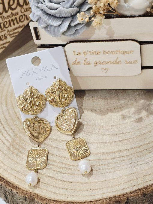 BOUCLES D'OREILLES