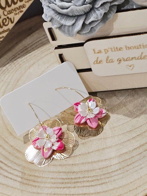 BOUCLES D'OREILLES