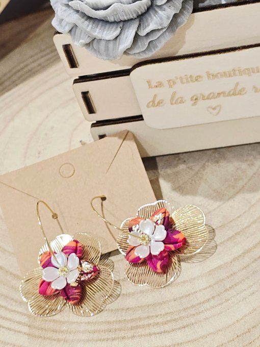 BOUCLES D'OREILLES