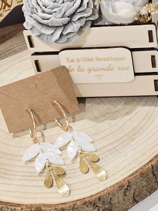 BOUCLES D'OREILLES