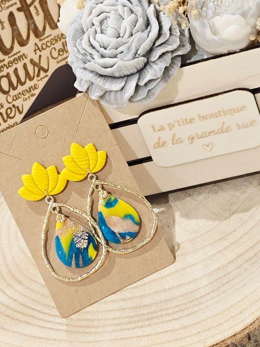 BOUCLES D'OREILLES