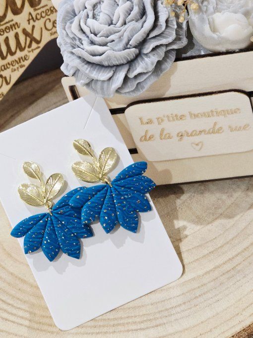 BOUCLES D'OREILLES