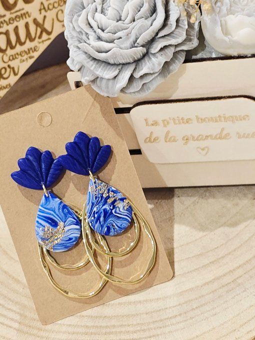 BOUCLES D'OREILLES