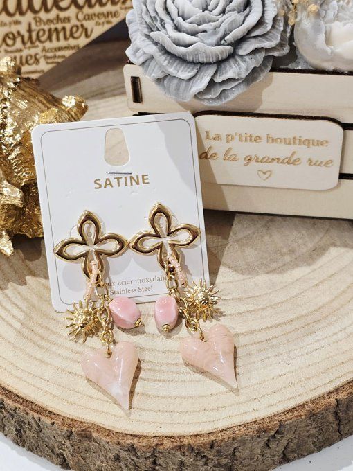 BOUCLES D'OREILLES