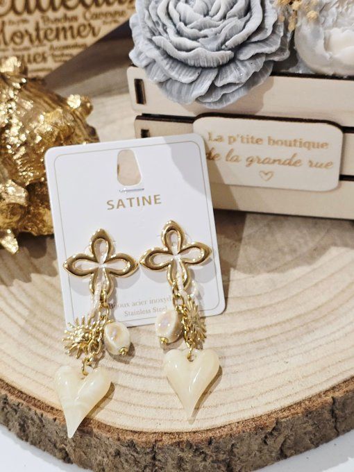 BOUCLES D'OREILLES