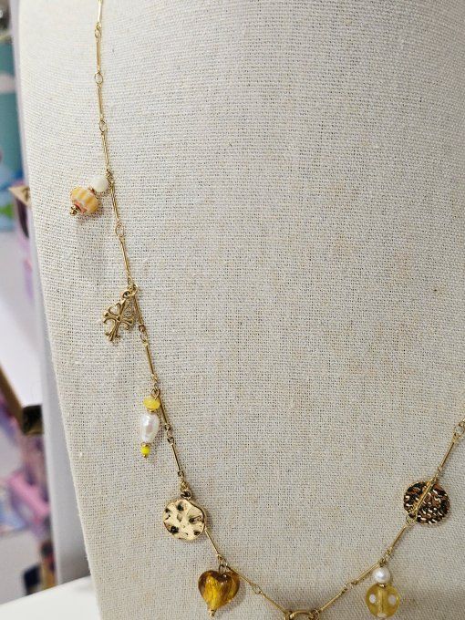COLLIER