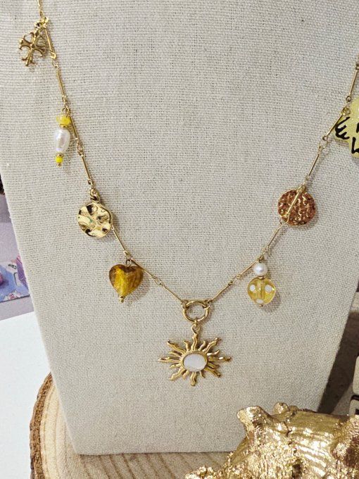 COLLIER