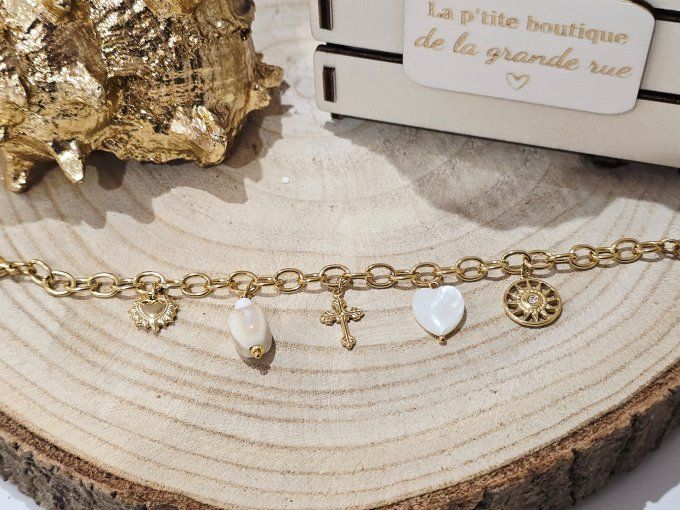 BRACELET