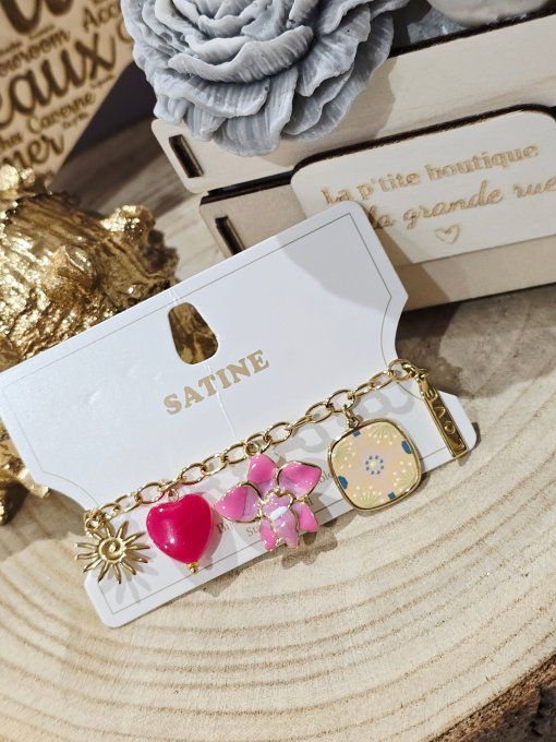 BRACELET