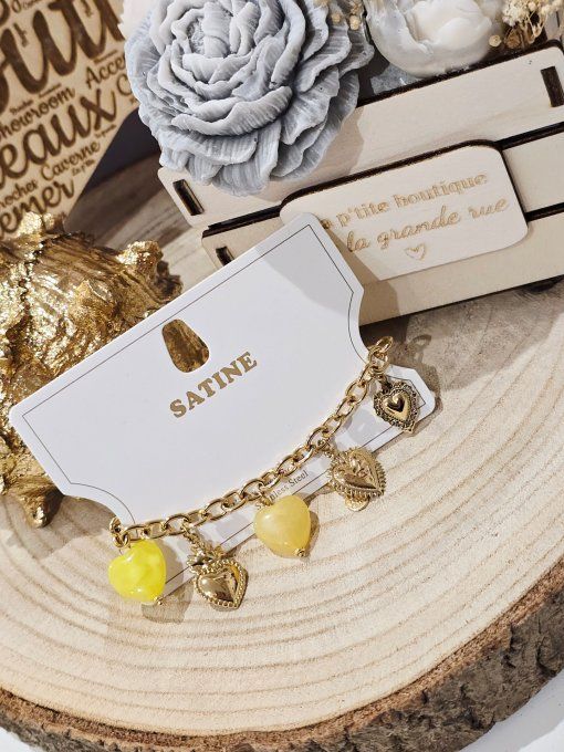 BRACELET