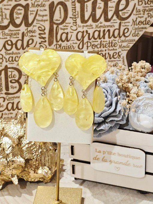 BOUCLES D'OREILLES
