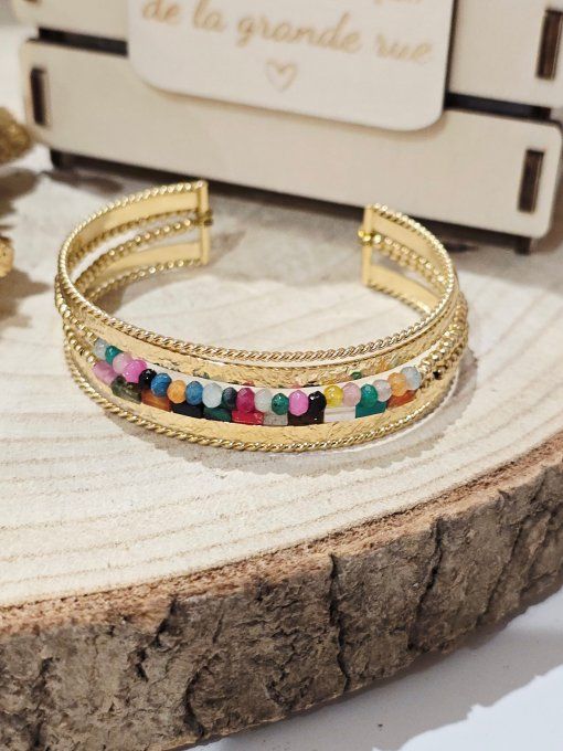 BRACELET