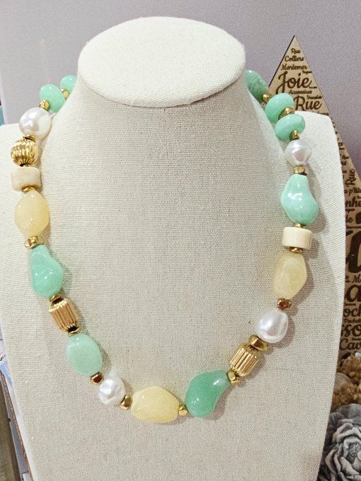 COLLIER
