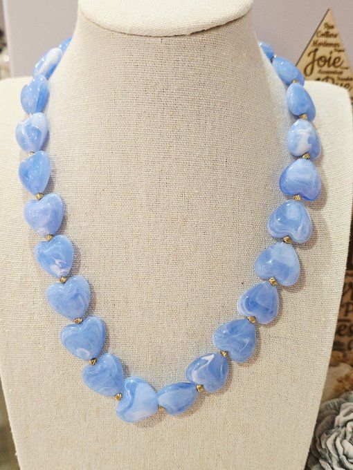COLLIER