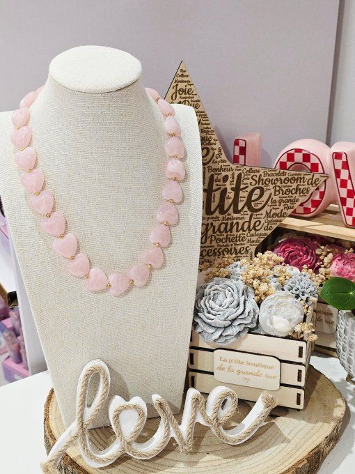 COLLIER