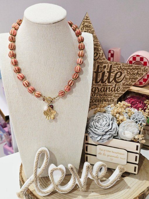 COLLIER