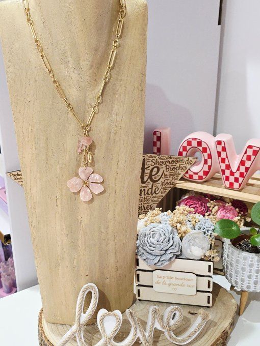 COLLIER