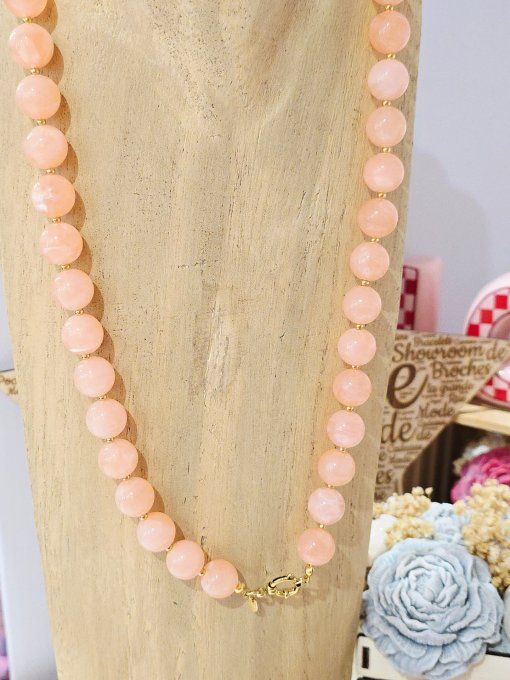 COLLIER