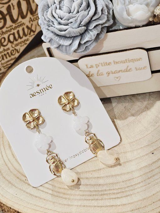 BOUCLES D'OREILLES