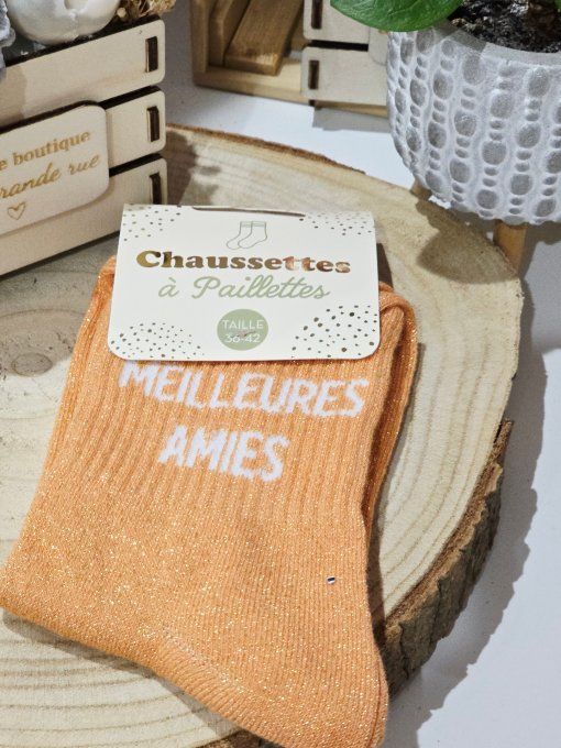 CHAUSSETTES