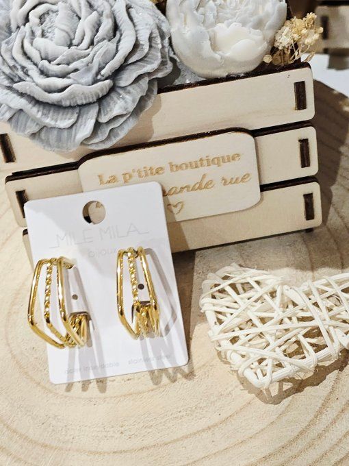 BOUCLES D'OREILLES