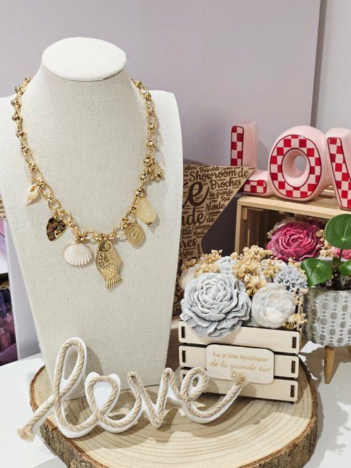 COLLIER