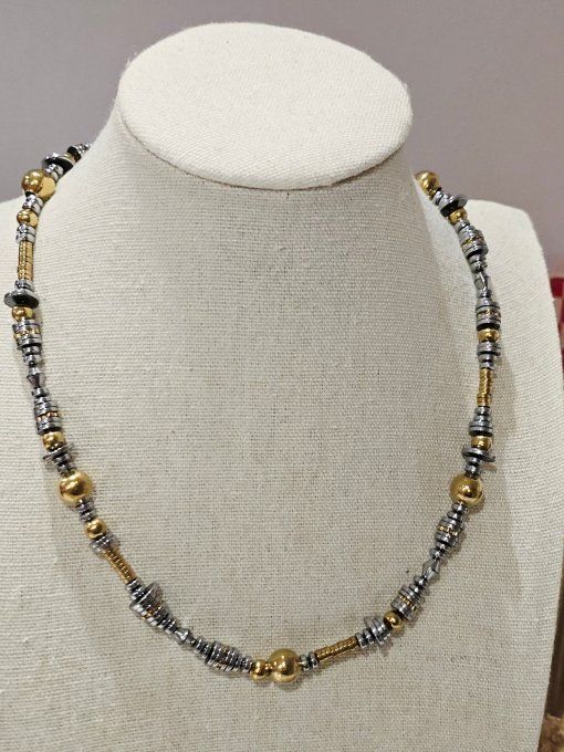COLLIER