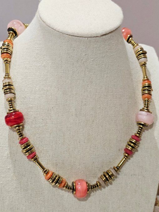COLLIER