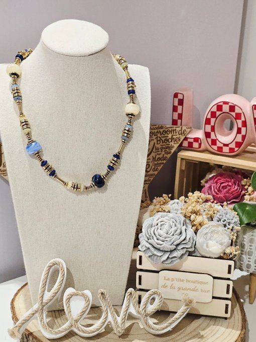 COLLIER