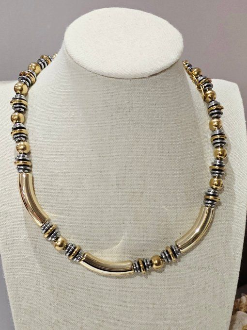 COLLIER