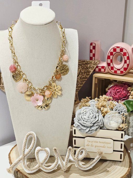 COLLIER