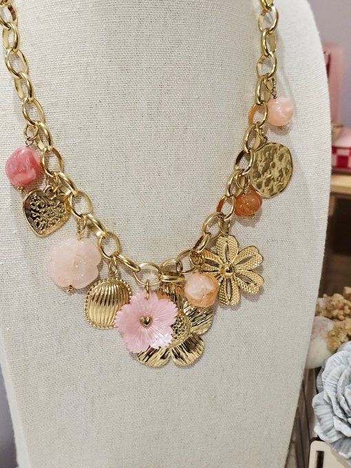 COLLIER