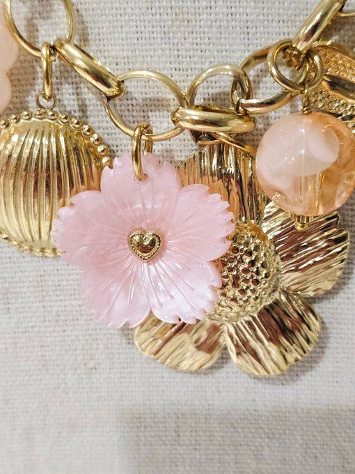 COLLIER