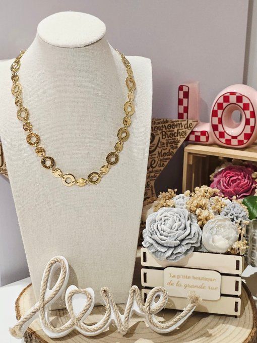 COLLIER