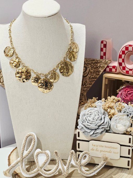 COLLIER