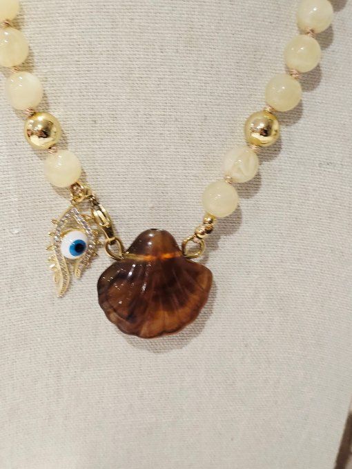 COLLIER