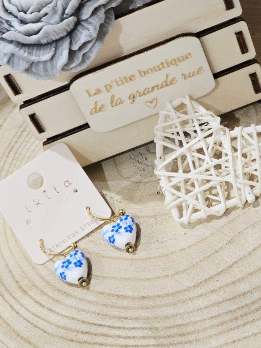 BOUCLES D'OREILLES