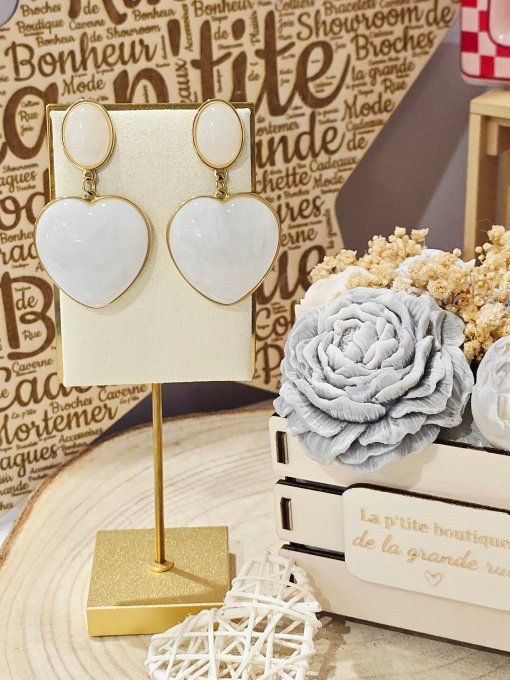 BOUCLES D'OREILLES