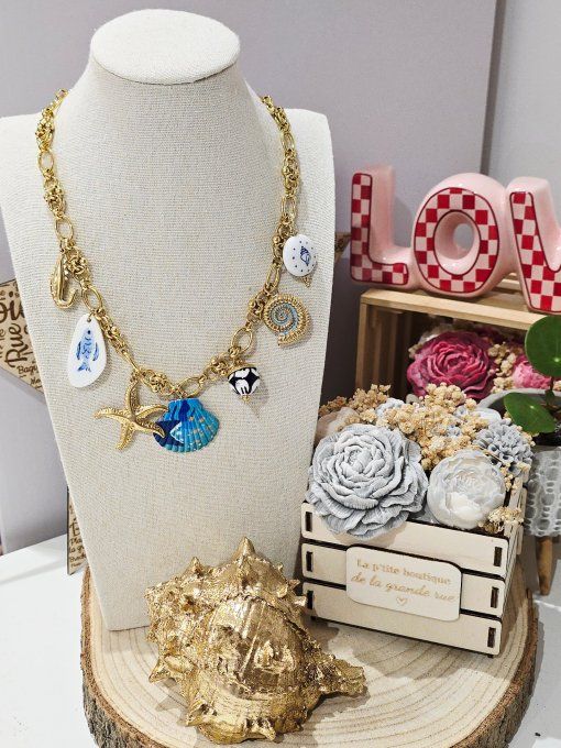 COLLIER