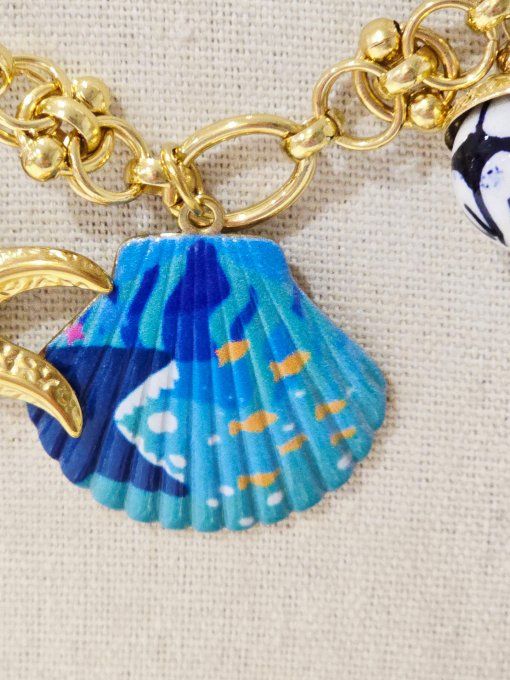 COLLIER