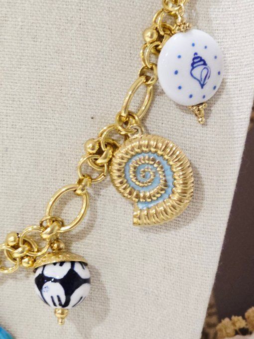 COLLIER
