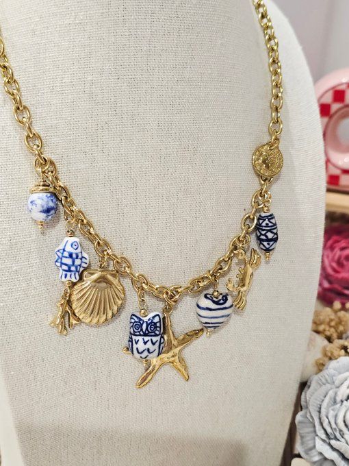 COLLIER