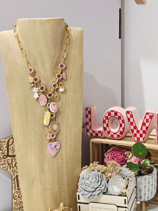 COLLIER