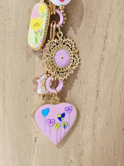 COLLIER
