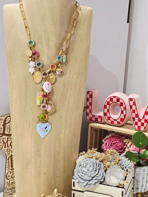 COLLIER