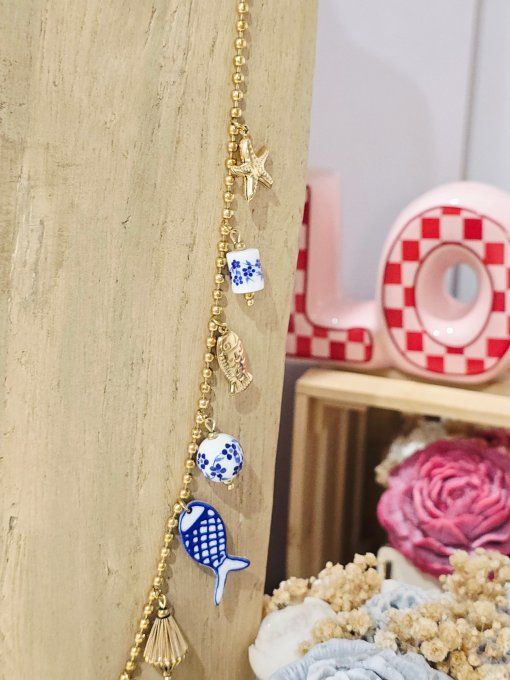 COLLIER