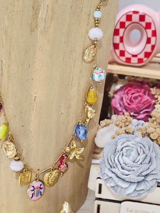 COLLIER